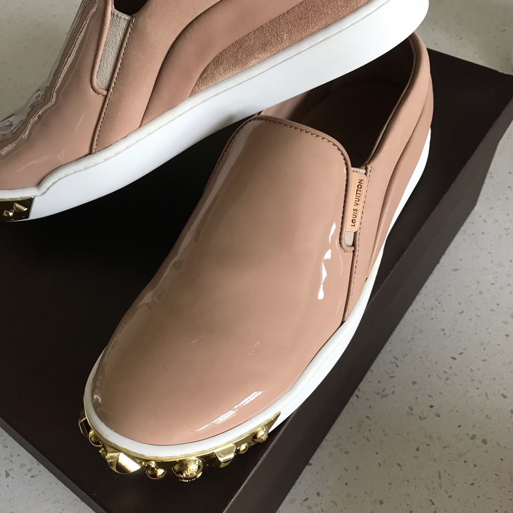 Authentic 💯 Louis Vuitton slip on